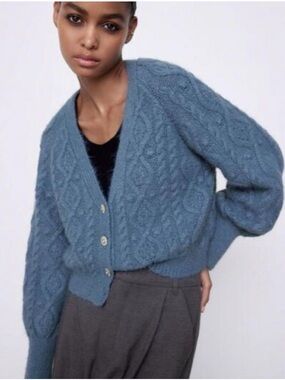Zara Blue Cable-Knit V-Neck Cardigan Jewel Buttons | Fall Feminine Size M